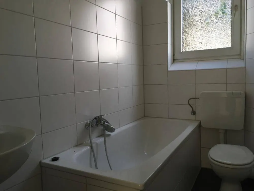 3-Zimmer-Wohnung in Dortmund Wickede mit einem Fußbodenbelag!!!!!!