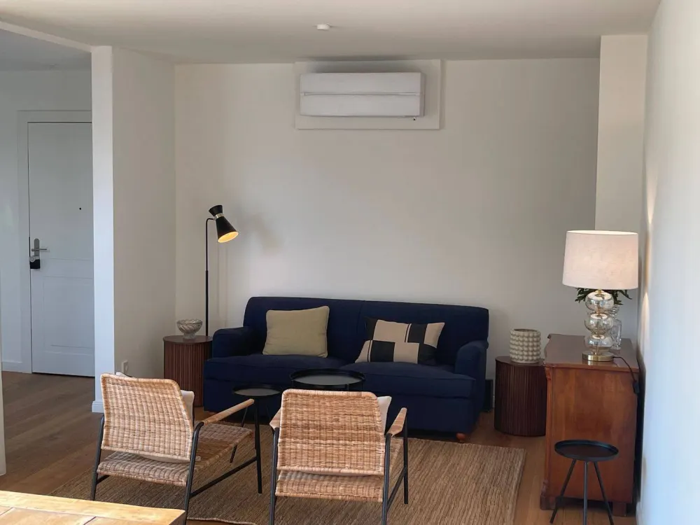 Soho style roof top flat “with AirCon” new & wonderful - 2 room fully furnished with terrace and elevator in Berlin-Mitte