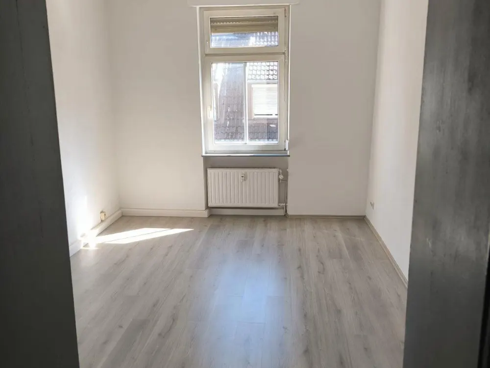 2,5 ZKB SAARBRÜCKEN FREI AB SOFORT!!