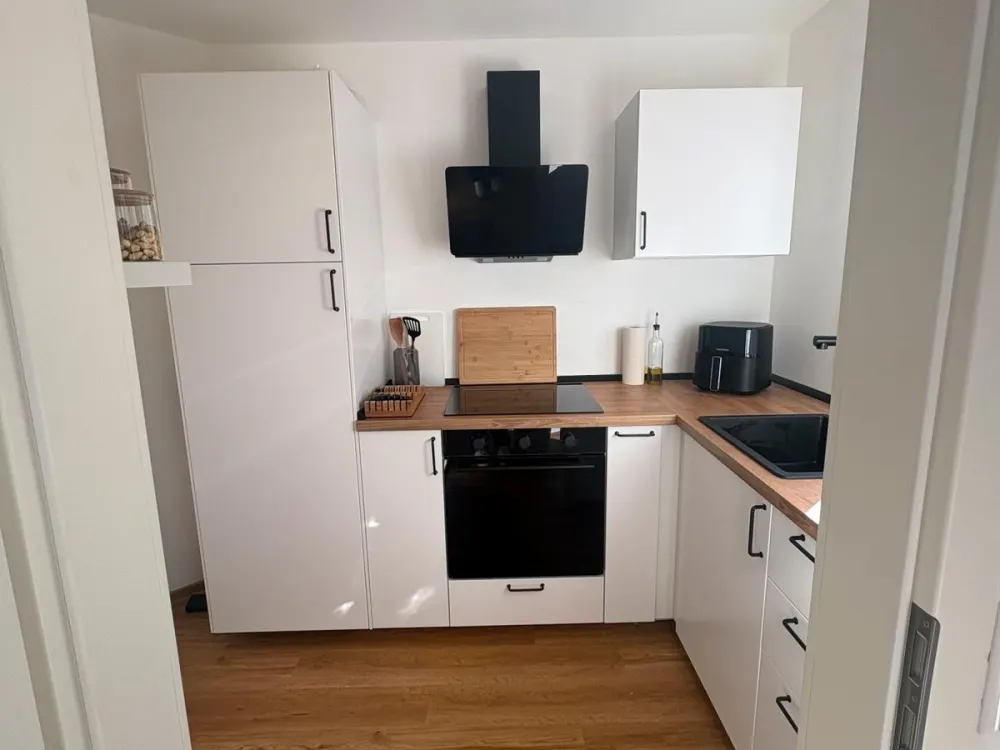 1 Zimmerwohnung DRINGEND Nachmieter gesucht ab 1.9/1.10