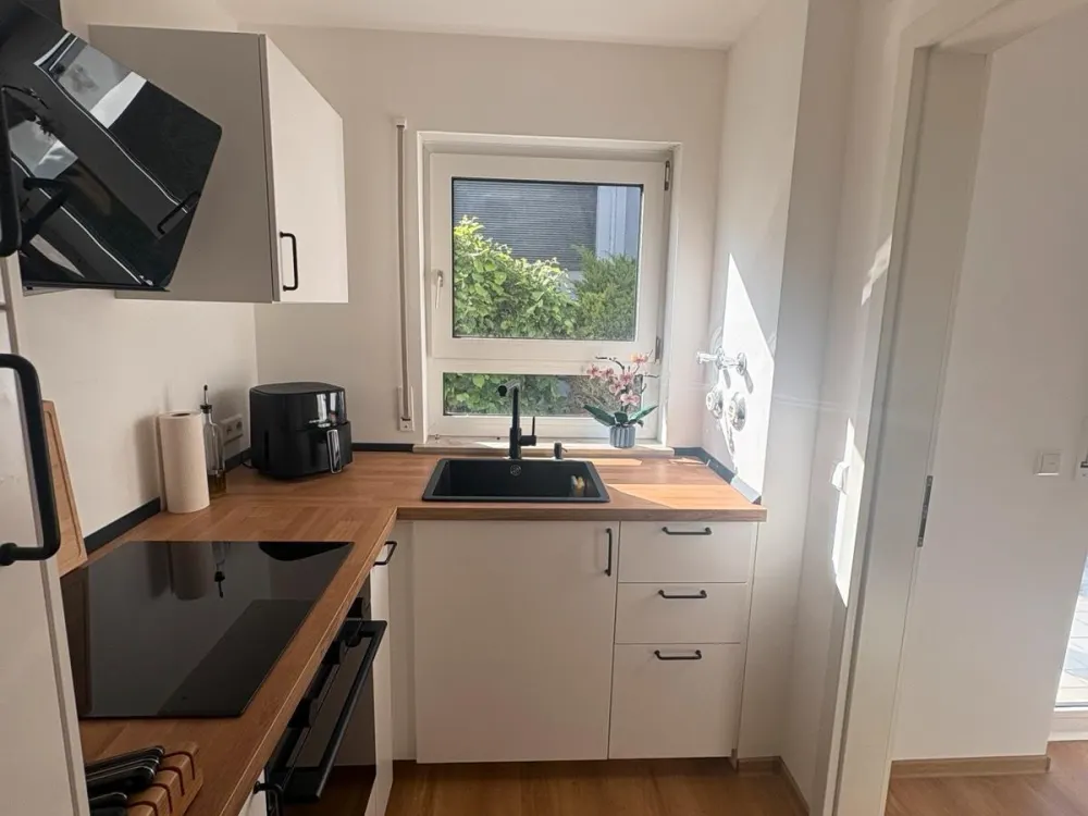 1 Zimmerwohnung DRINGEND Nachmieter gesucht ab 1.9/1.10