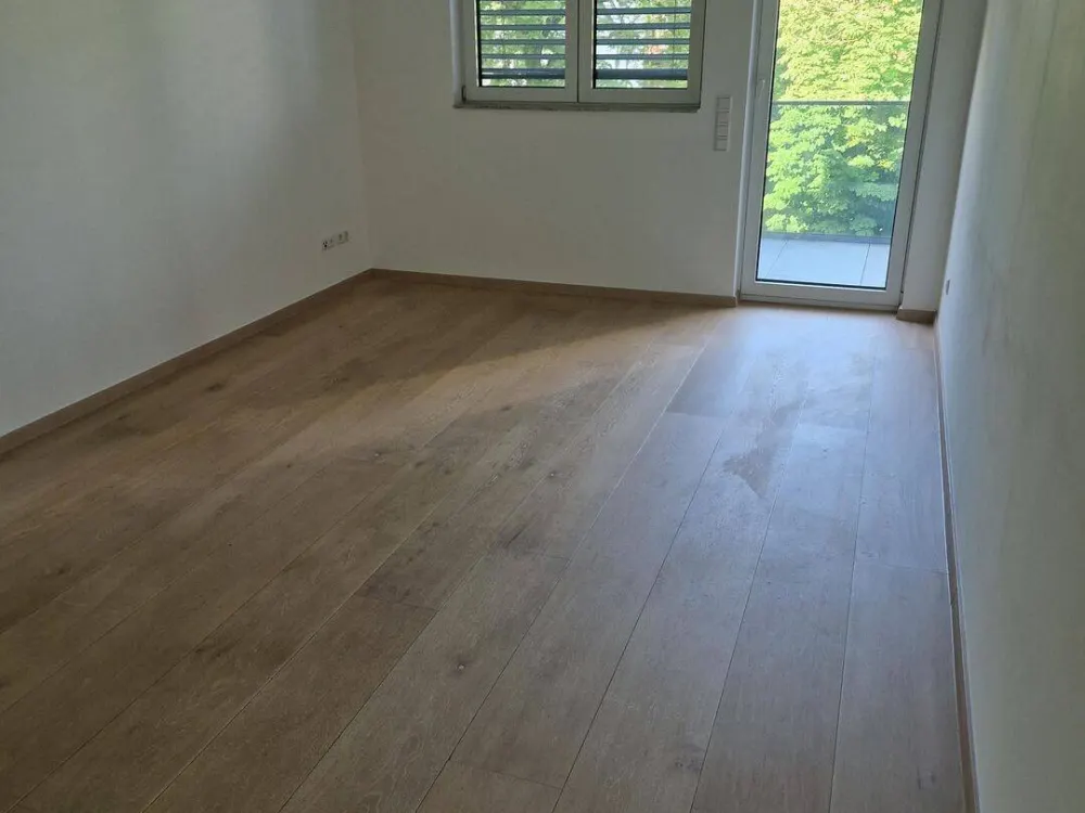 schöne Wohnung mit Balkon