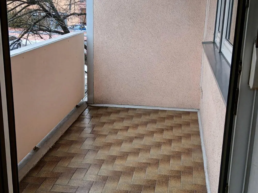 Frisch sanierte 3-Zimmer-Wohnung Balkon | 1. OG | Röthenbach 83m²