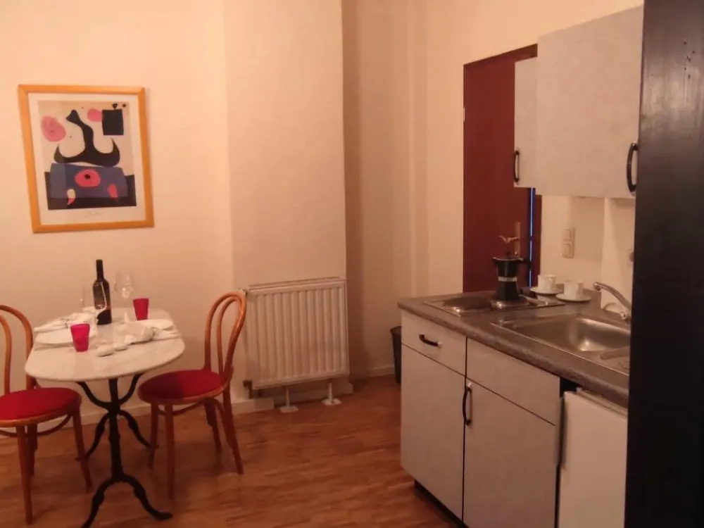 Wohnung möbliert