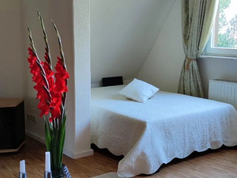 Wohnung möbliert
