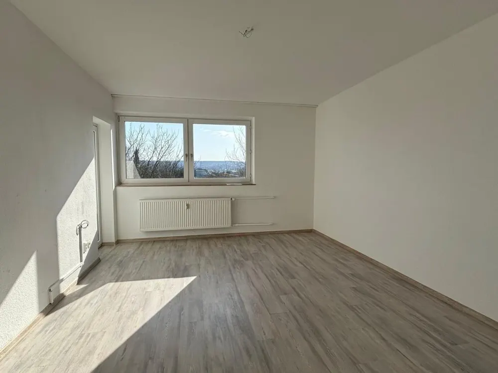 Wir renovieren für Sie! Helle 3- Zimmer Wohnung mit Balkon in Aplerbeck!