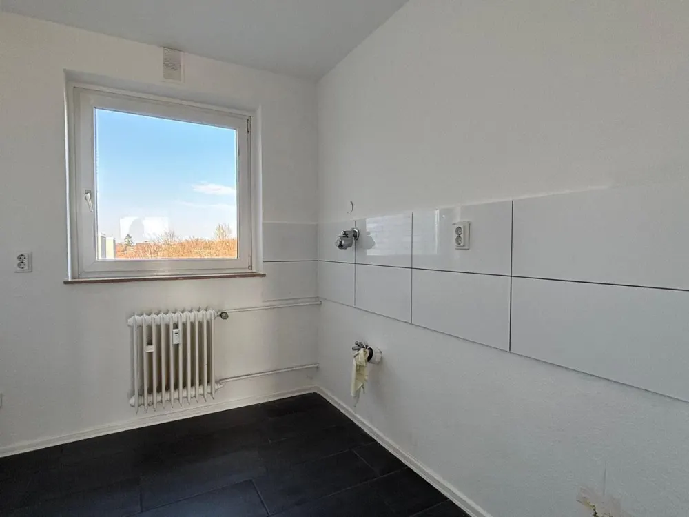 Wir renovieren für Sie! Helle 3- Zimmer Wohnung mit Balkon in Aplerbeck!