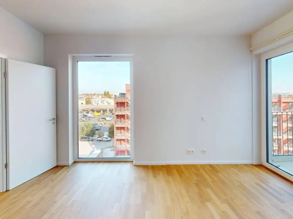 2 Zimmer, 2 Balkone & ein Quartier, das keine Wünsche offen lässt