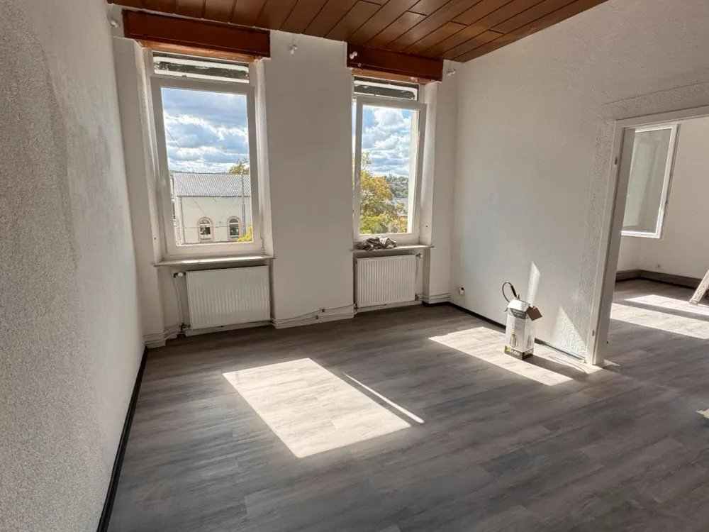 2-ZKB Wohnung, ca. 85 m², frisch renoviert in Saarbrücken