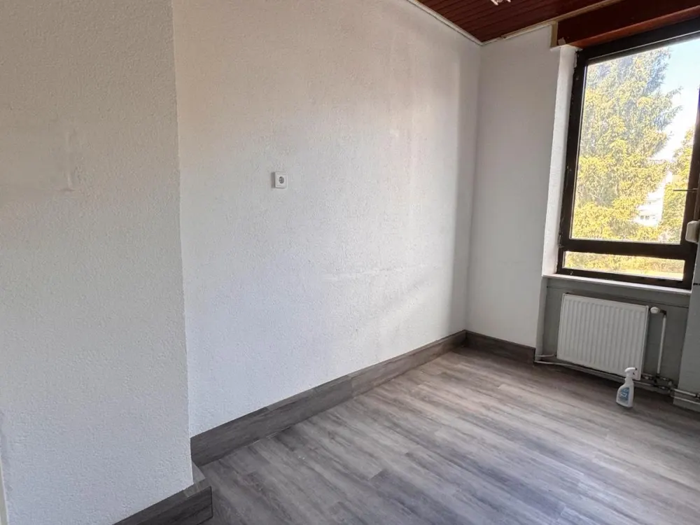 2-ZKB Wohnung, ca. 85 m², frisch renoviert in Saarbrücken
