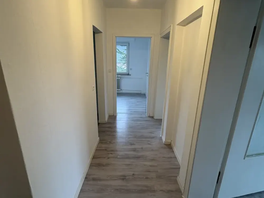 Zuhause mit drei Zimmern in Niederkassel