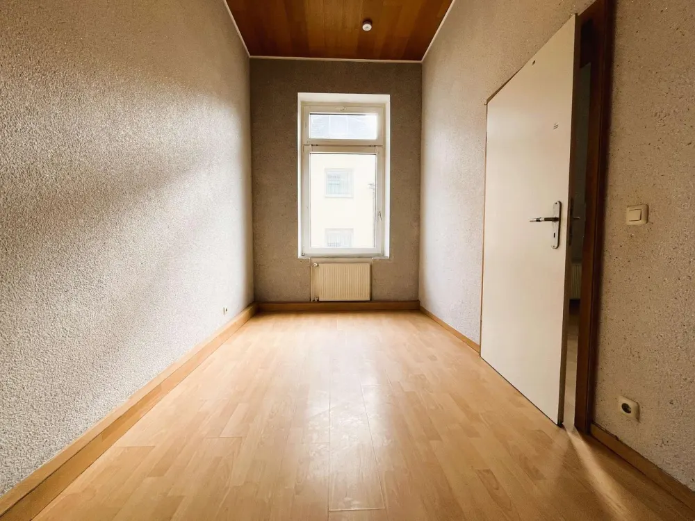 2-Zimmer-Wohnung in Krefeld Zentrum - Jobcenter bei 3 Personen möglich