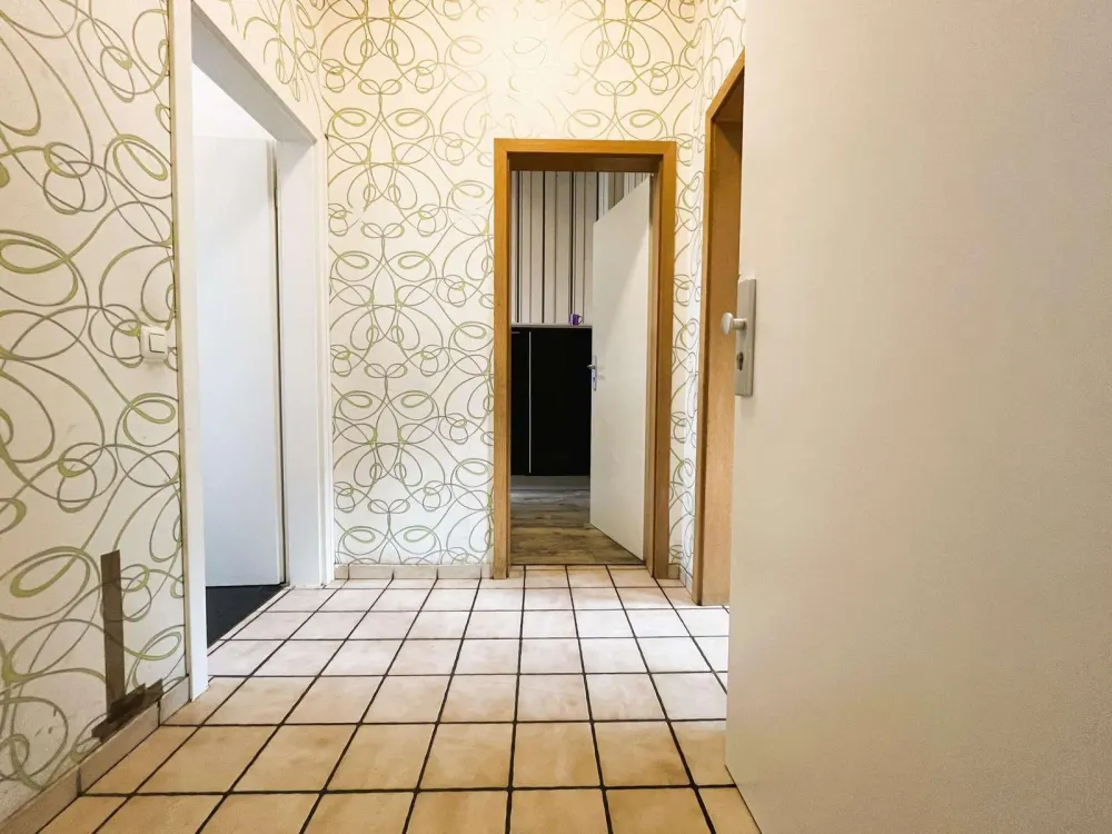 2-Zimmer-Wohnung in Krefeld Zentrum - Jobcenter bei 3 Personen möglich