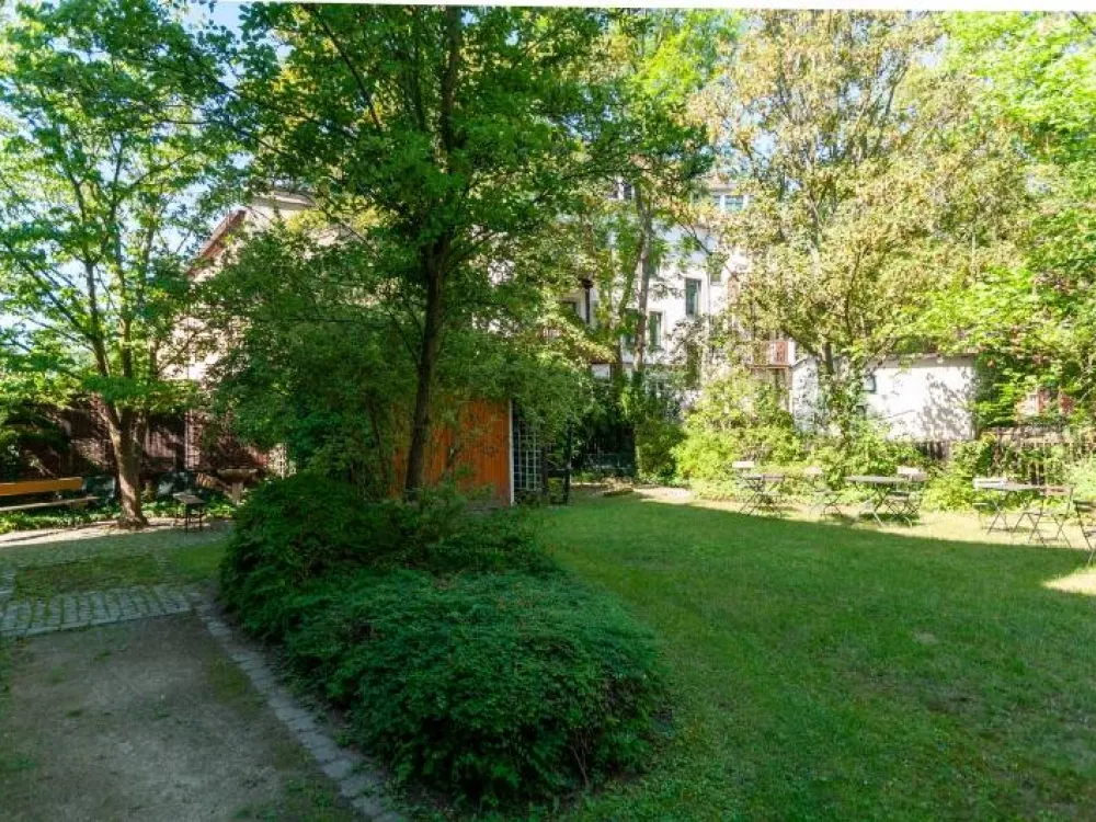 Striesen - liebevoll sanierte Atelier-Wohnung in ruhiger Lage mit Dachterrasse