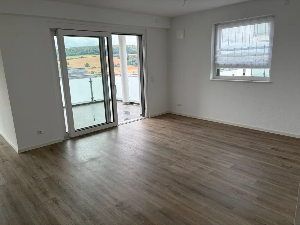 Spacious 3-Room New-Build Apartment with Balcony in Körle