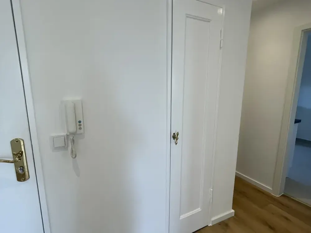 Erstbezug nach Kernsanierung, 4 Zimmer mit Balkon und Garten