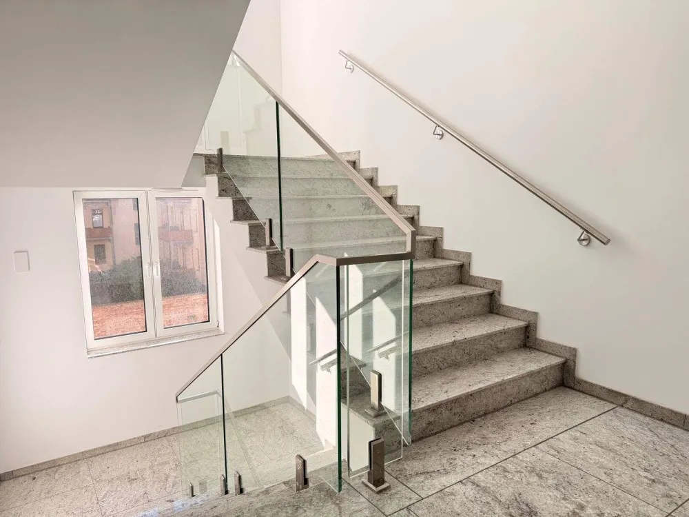 *ab sofort !* Hochwertige 4-Zimmer I 2 Bäder I sonniger Balkon I Fußbodenheizung I Zentrum-Nord