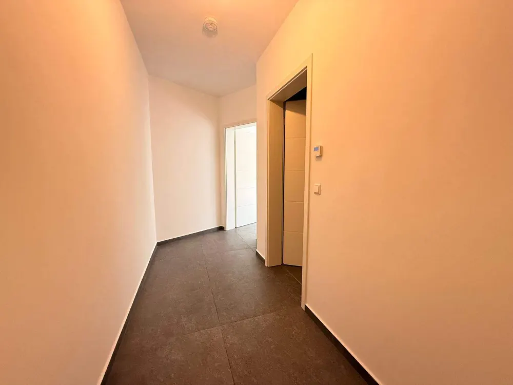 *ab sofort !* Hochwertige 4-Zimmer I 2 Bäder I sonniger Balkon I Fußbodenheizung I Zentrum-Nord