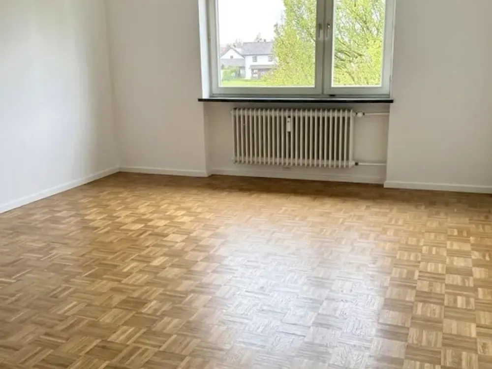 Helle 3-Zimmer-Wohnung mit EBK, Südbalkon und freiem Feldblick