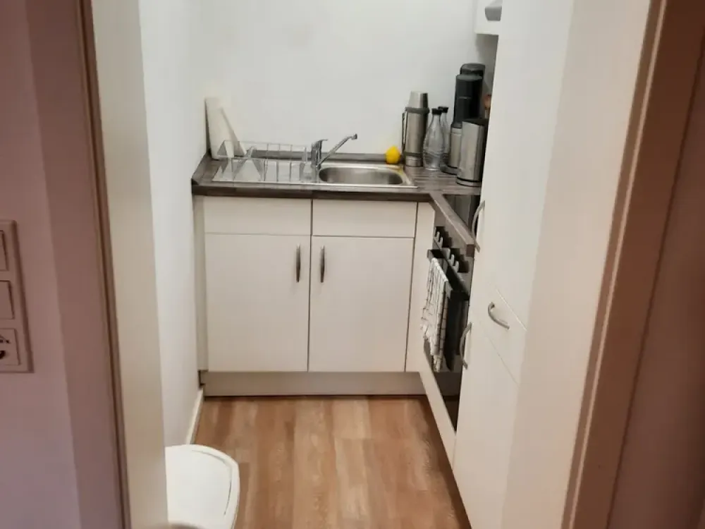 Attractive 1-Room Apartment in Hannover-Kirchrode