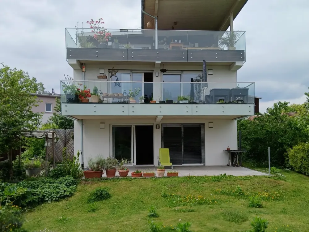 Stilvolle 3-Zimmer-Erdgeschoss-Wohnung mit Garten