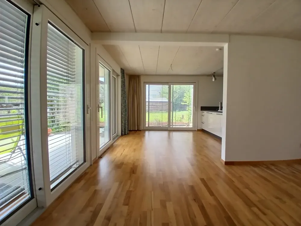 Stilvolle 3-Zimmer-Erdgeschoss-Wohnung mit Garten