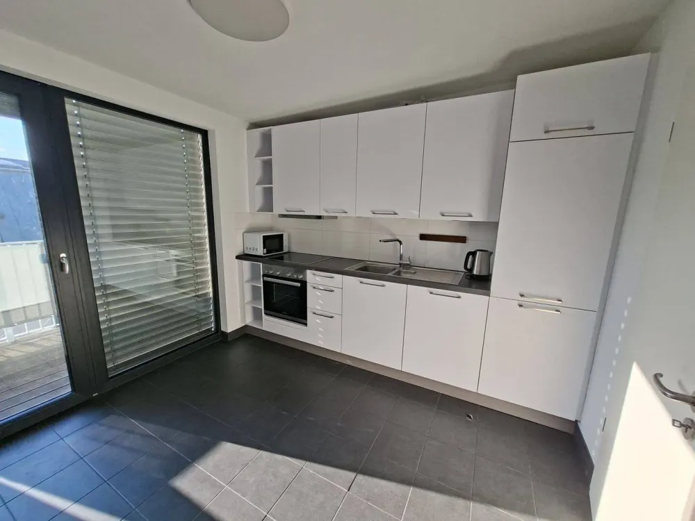 Neubau im herzen P`Bergs! Traumhafte 2-Zi.,DG-W! mit großzügiger Terrasse !!!ENG scroll down!