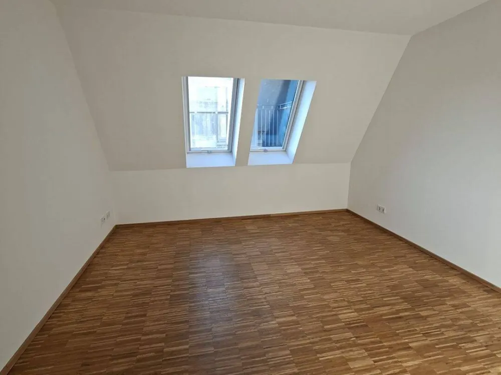 Neubau im herzen P`Bergs! Traumhafte 2-Zi.,DG-W! mit großzügiger Terrasse !!!ENG scroll down!