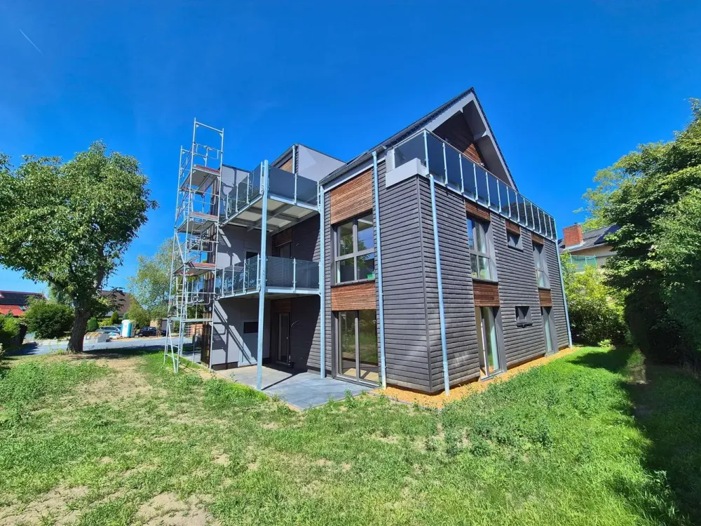 Neubau mit Garten/Terrasse oder Balkon in ausgezeichneter Lage von Halstenbek