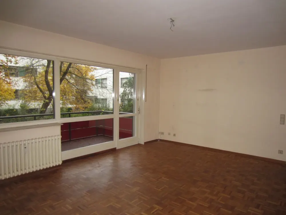 schön geschnittene 4-Zimmer-Wohnung mitten im Grünen