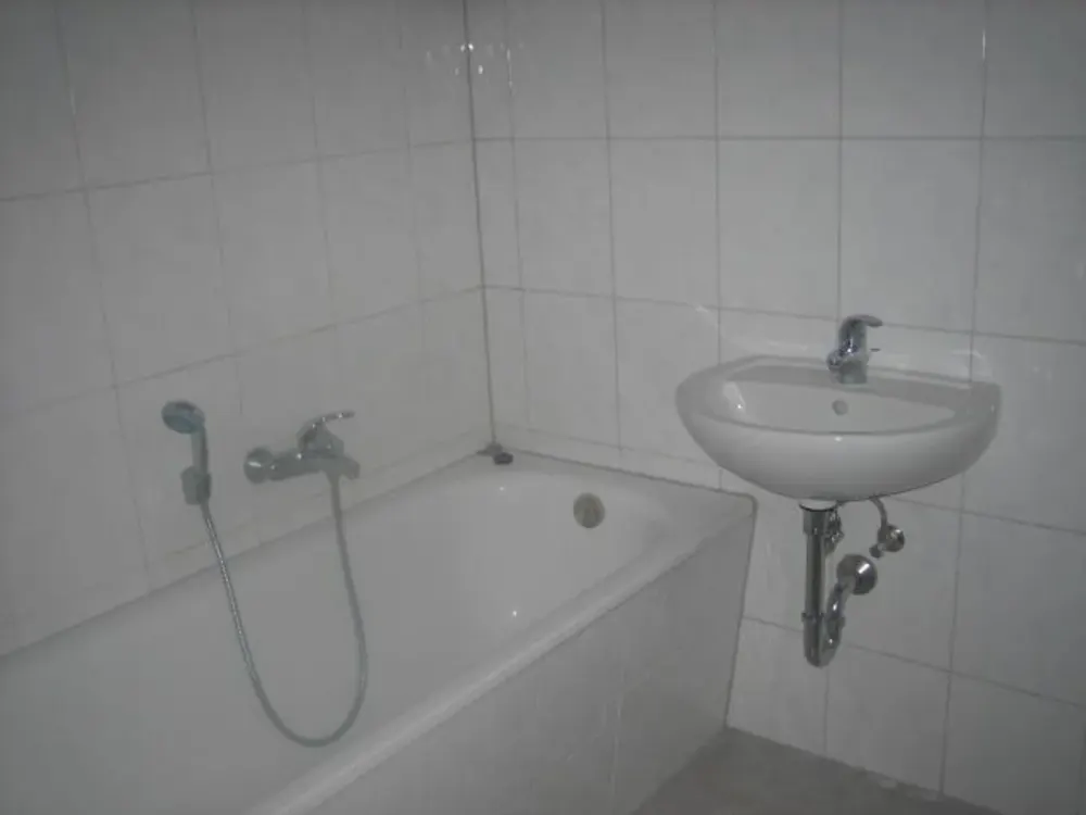 schön geschnittene 4-Zimmer-Wohnung mitten im Grünen