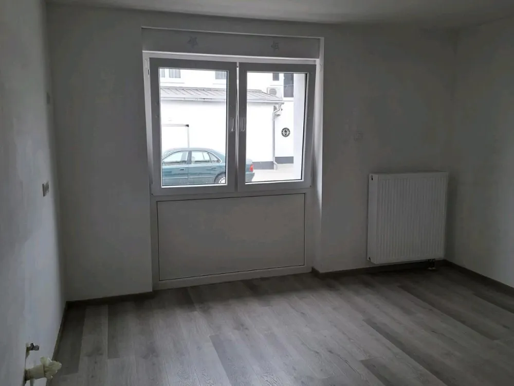gepflegte, große 3 Zkb Wohnung
