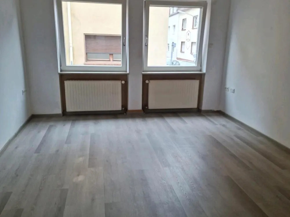 gepflegte, große 3 Zkb Wohnung