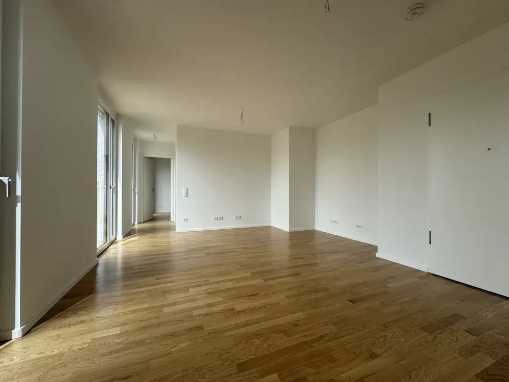 Perfekt für uns: individuelle 2-Zimmer-Wohnung mit großem Balkon im Erstbezug