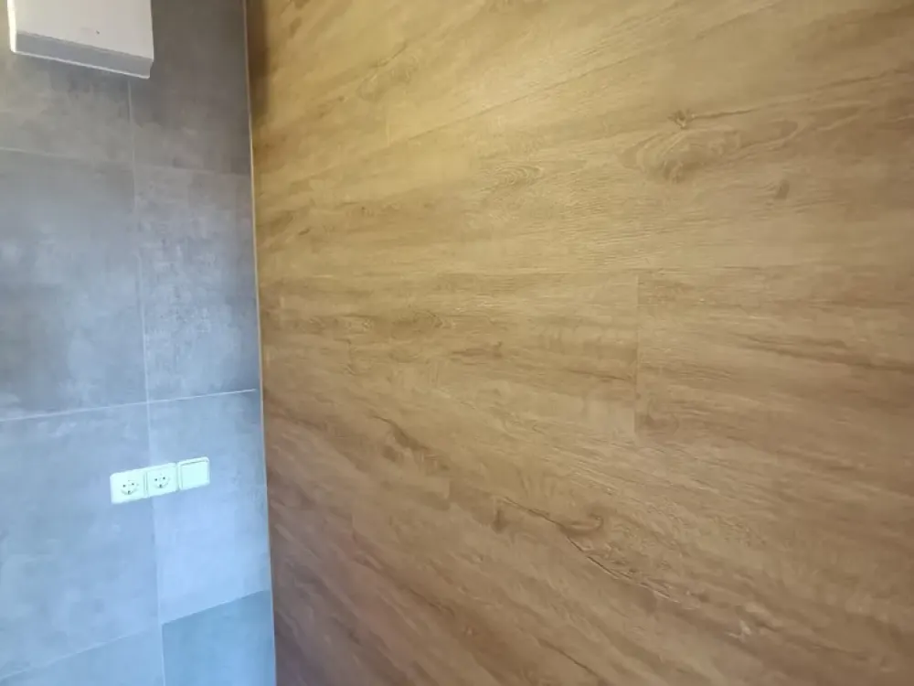 Frisch renovierte 3 Raum Wohnung mit schöner Aussicht