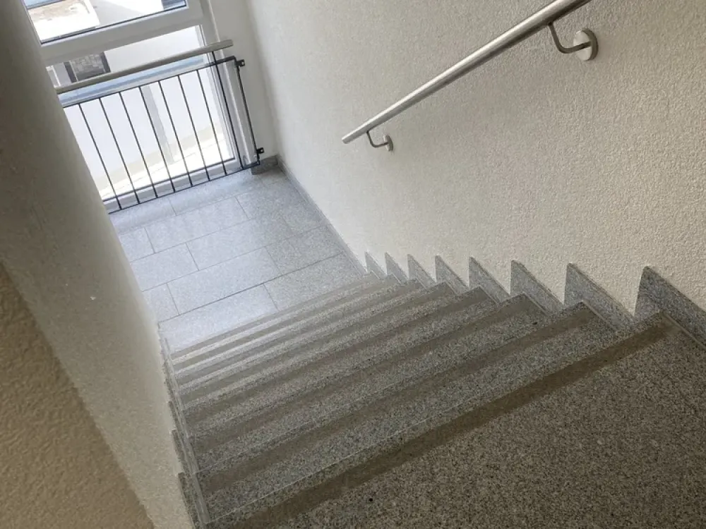 Tolle 2 Zimmer mit großer Terrasse