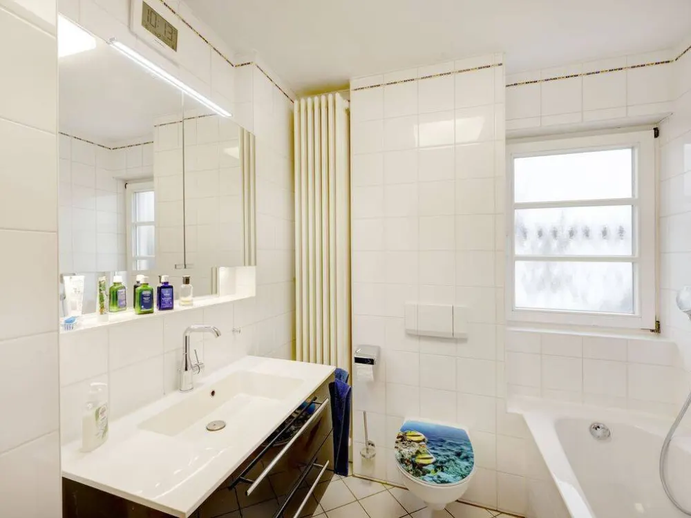 Pasing Süd am Stadtpark: 3-room penthouse with 90 m² net living area, 90 m² roof terrace, elevator to the apartment and underground parking