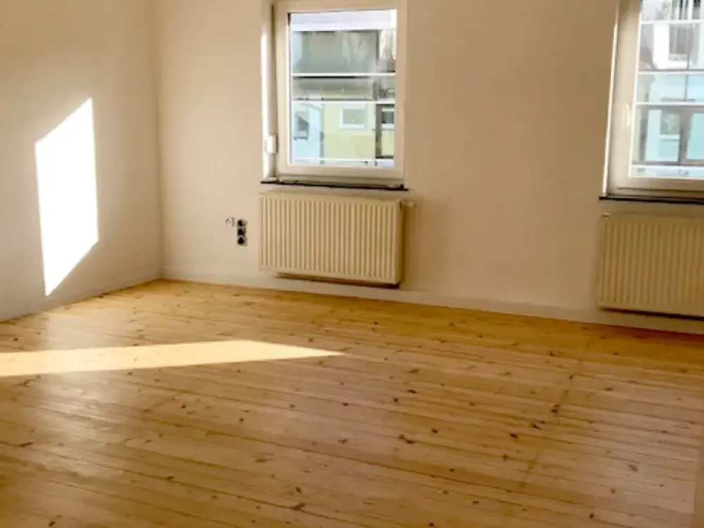 Modernisierte 3 Zimmer Stadtwohnung mitten im Zentrum