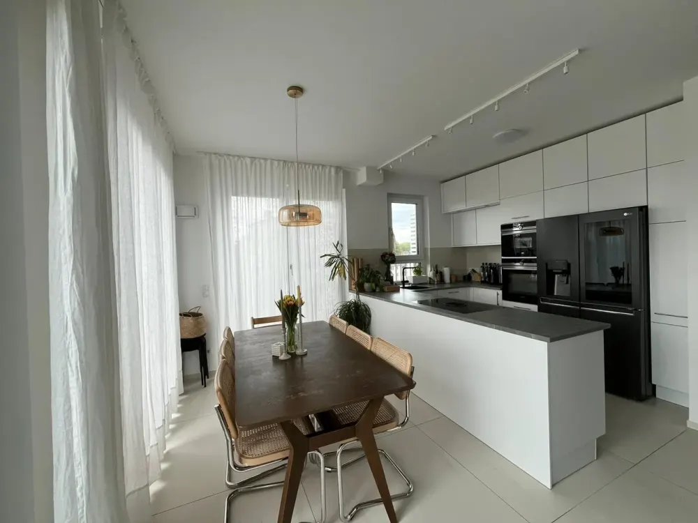 Vollklimatisierte Penthouse-Maisonette*4-Zimmer Wohnung mit Stellpl. inkl.Wallbox nähe EZB Klima