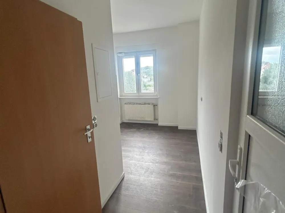 Helle 1-Zimmer-Wohnung im 1. Obergeschoss rechts, ca. 35 m²