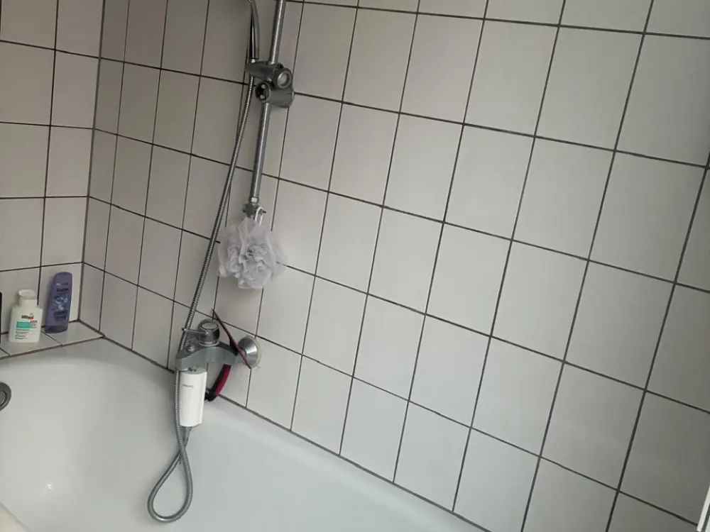 ** Helle 2- Zimmerwohnung, WG geeignet, im Herzen von Köln**