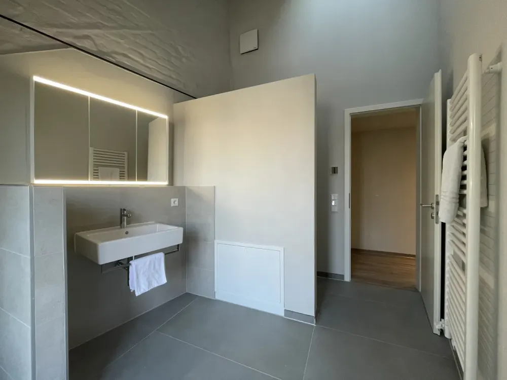 Lichtdurchflutete Dachmaisonette in Gründerzeitaltbau