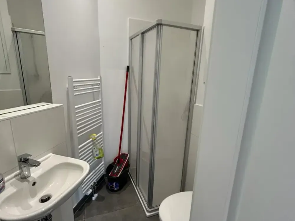 Mitten in STUTTGART ! Wunderschöne vollmöbilierte Studioapartments
