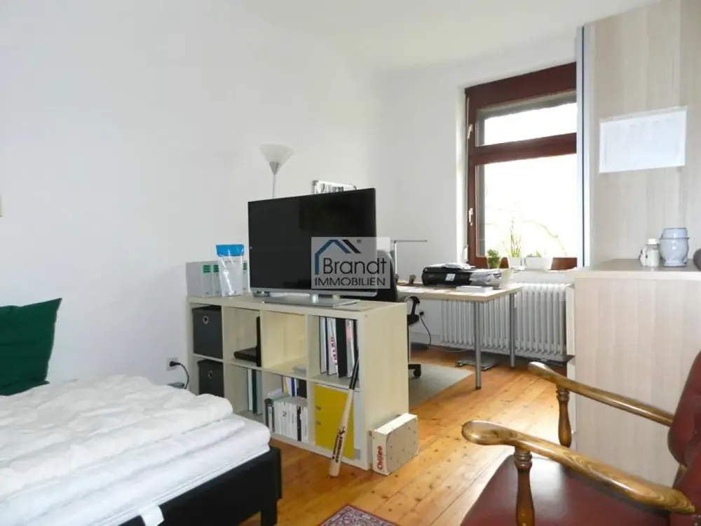 Achtung Polizeistudenten, seit Jahren eine sehr gute Adresse für eine 3-WG