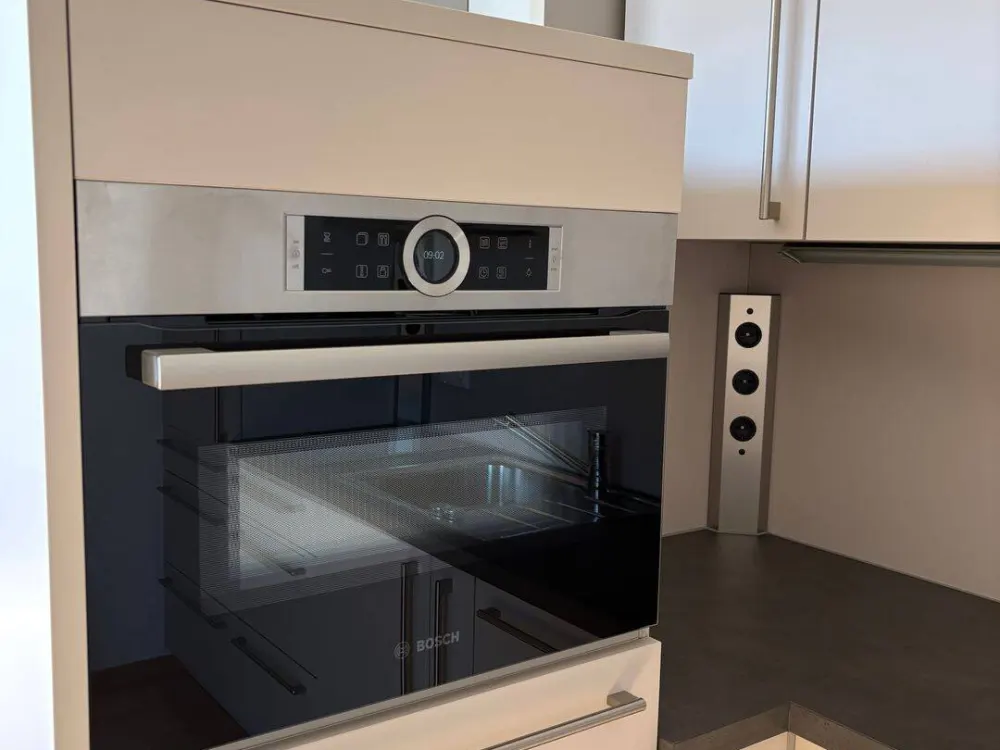 Exklusive Möblierte 2-Zimmer-Seniorenwohnung ab 60 Jahren mit großer Dachterrasse, Aufzug & Stellplatz