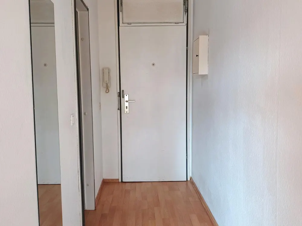 Helle 1,5-Zimmer-Wohnung mit Südbalkon & Deisterblick - 6. OG