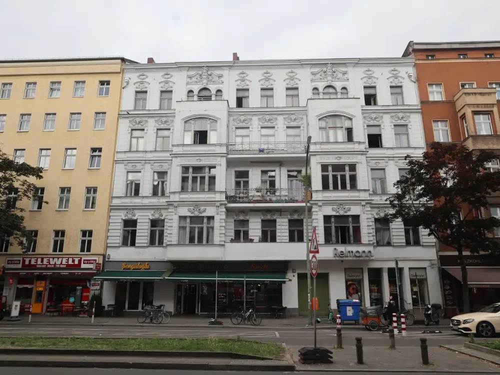 Geräumige 2-Zimmer-Wohnung mit EBK