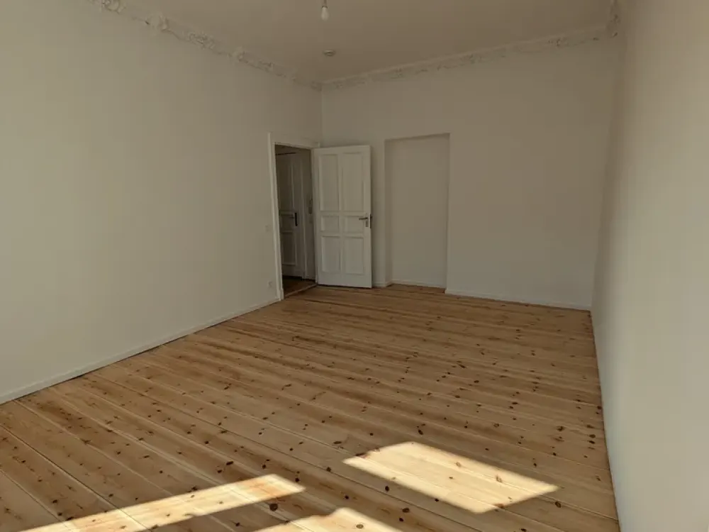 Geräumige 2-Zimmer-Wohnung mit EBK