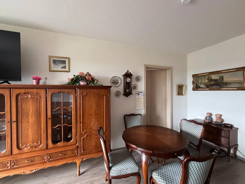 Cozy Living with a View of the Fields, Attic Apartment in Leeste!
