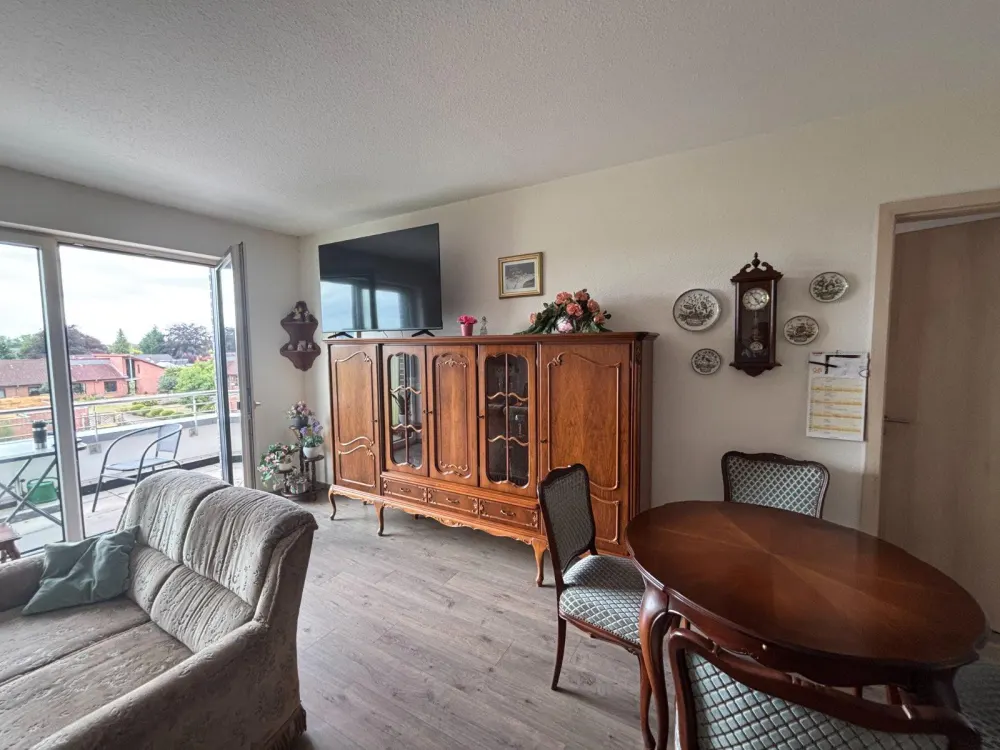 Cozy Living with a View of the Fields, Attic Apartment in Leeste!